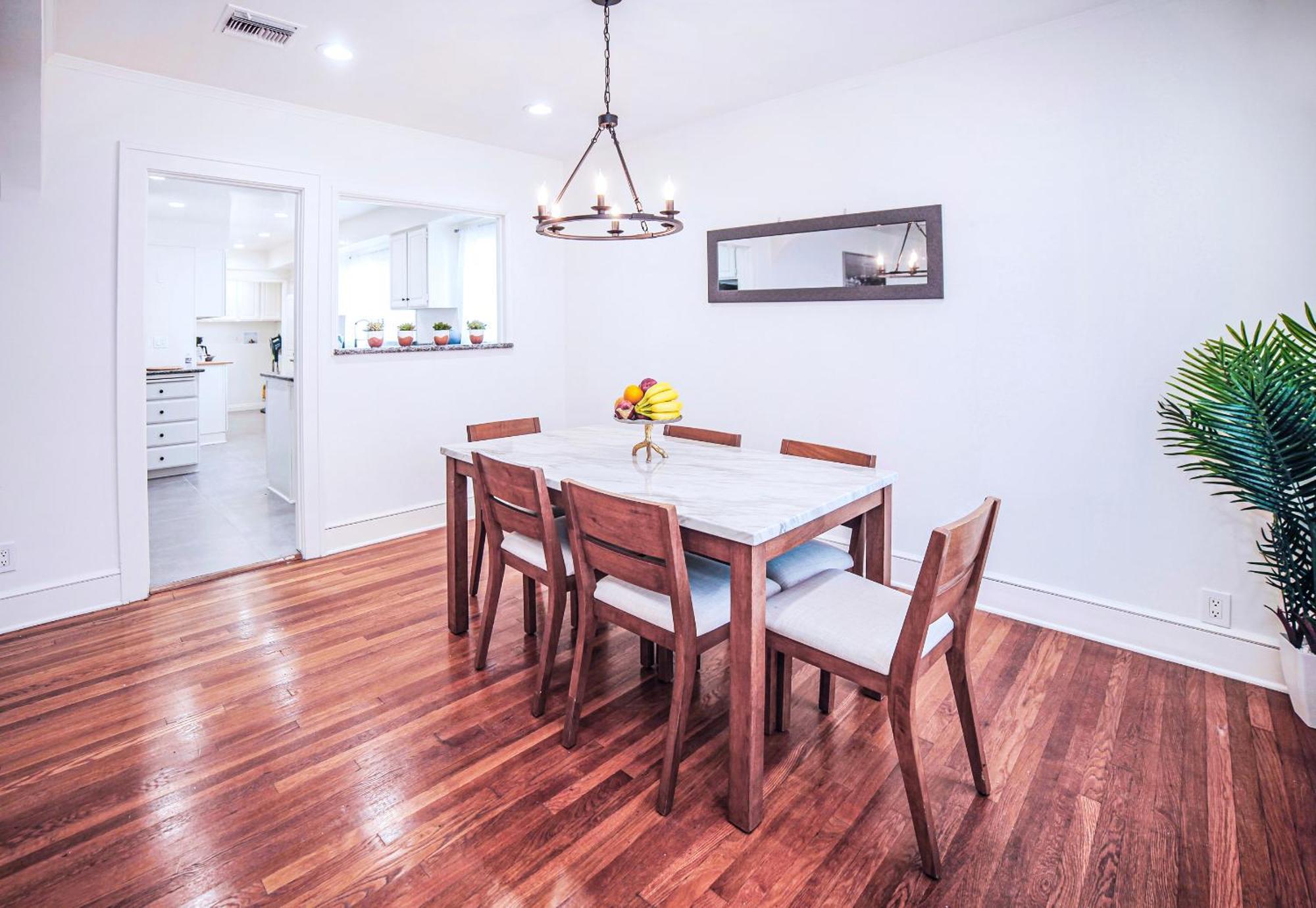 Chic Staylish 2-bedroom 1-bathroom By Santa Monica & Ucla Area Сasa de vacaciones